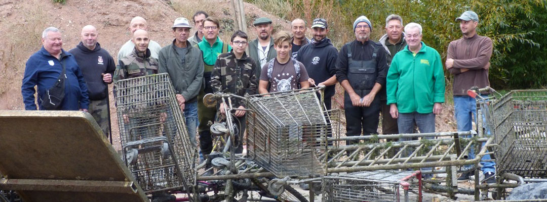Pêche à l'aimant dans la Sarthe - Une initiative de dépollution bénévole